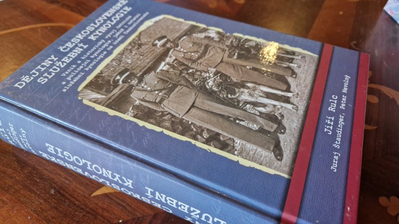 Dějiny československé služební kynologie – poklad pro milovníky historie i kynologie