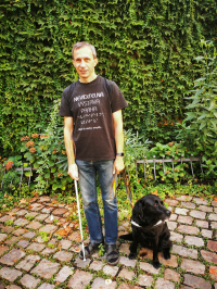 Oči průvodců Neviditelné výstavy – vodicí psi – 2. díl